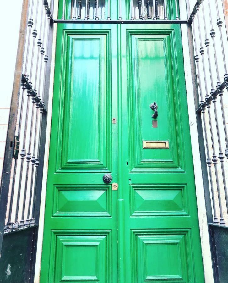 Habitación en casa particular Green Door Gracia