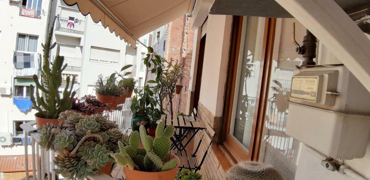Piso Zona Plaza España, Junto A Montjuic, Apartamento *