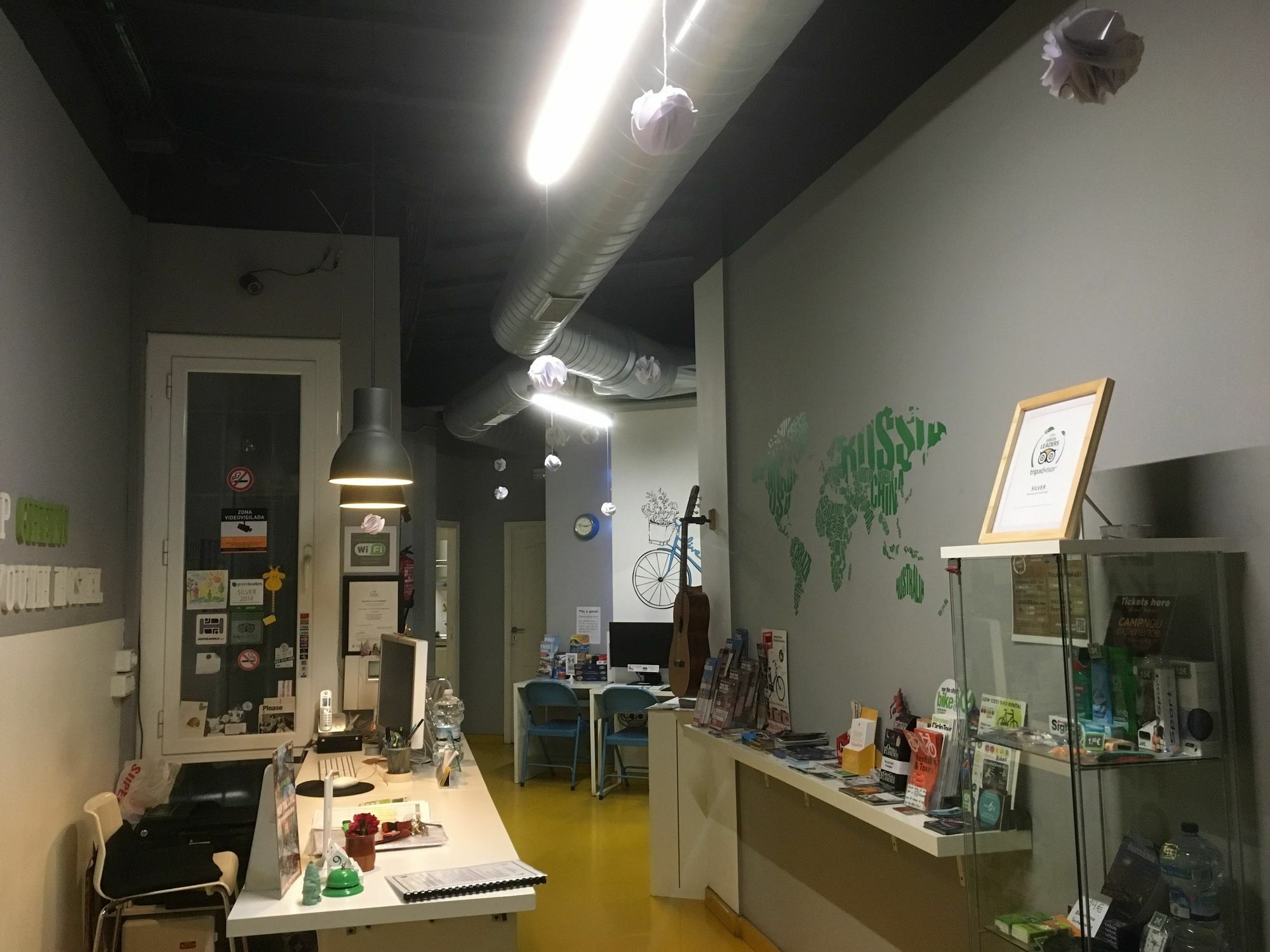Hostal Sleep - Certified Eco Youth