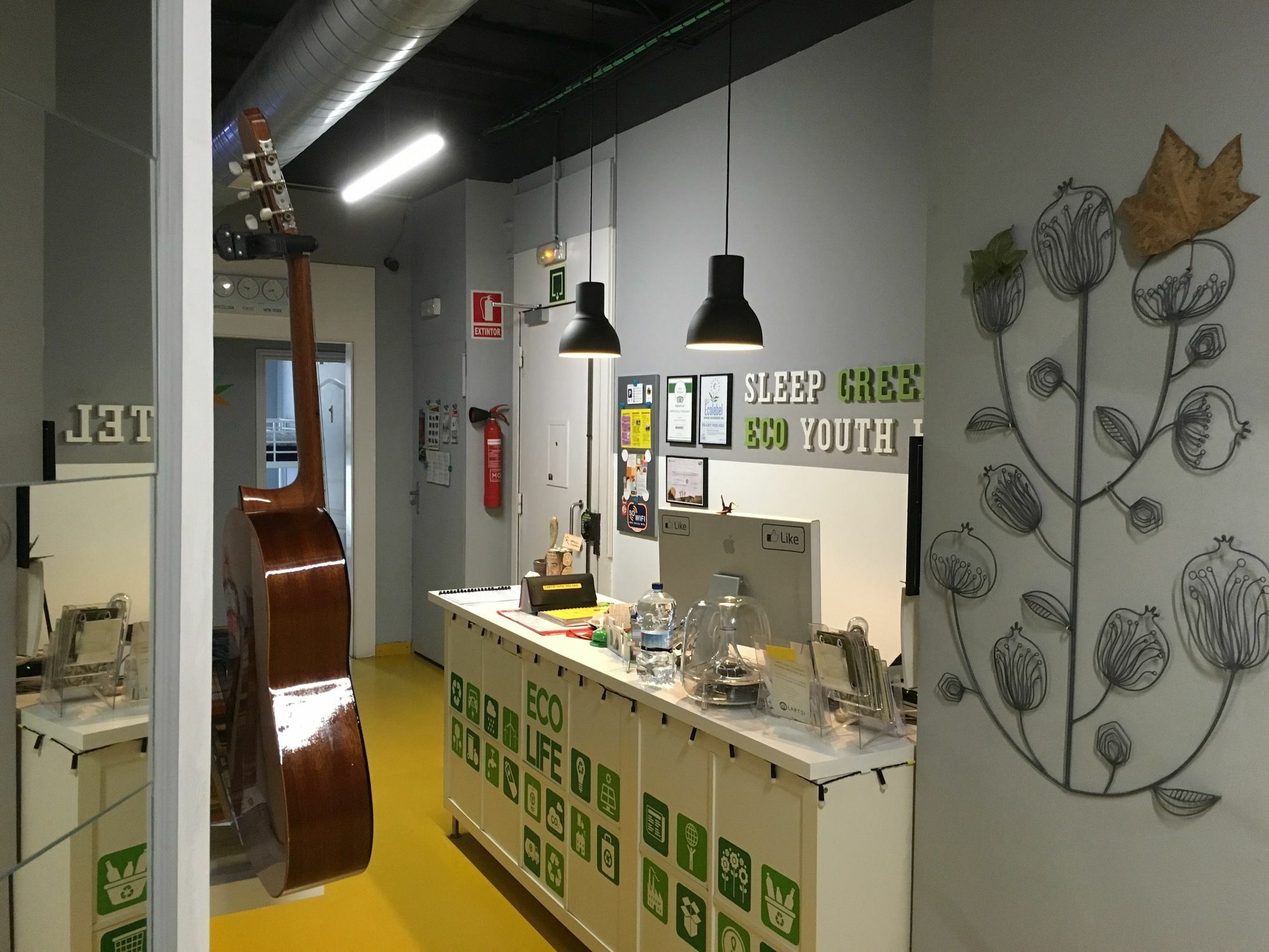 Sleep - Certified Eco Youth Hostal