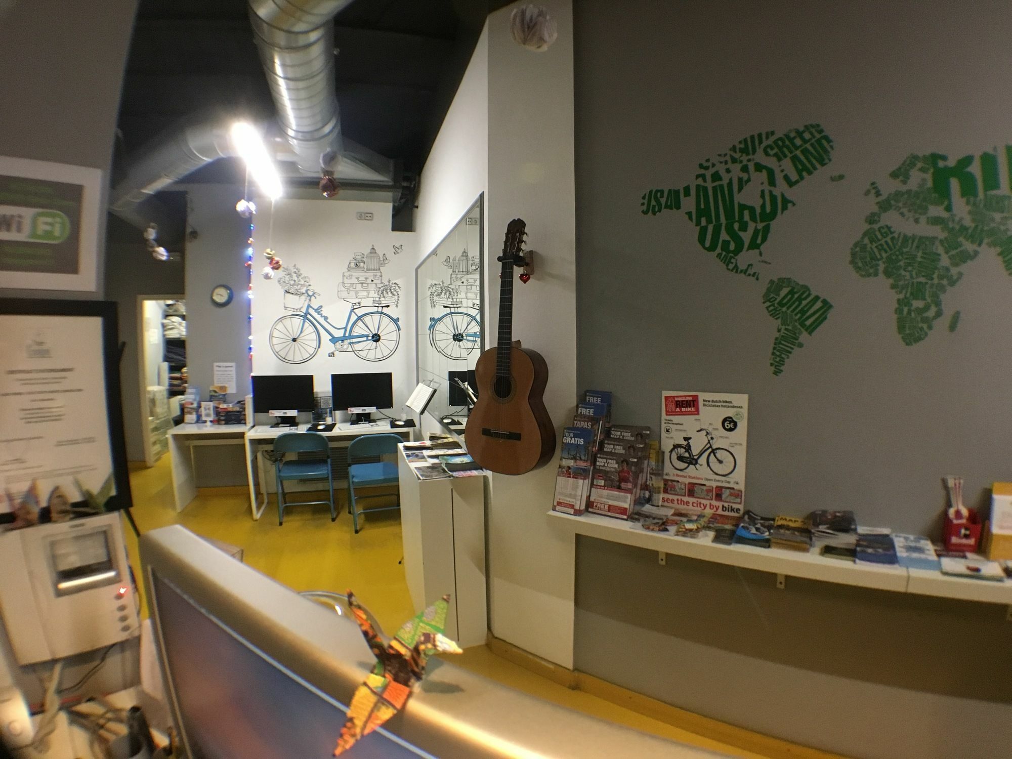 Hostal Sleep - Certified Eco Youth *