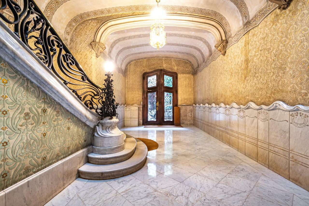 Luxury Penthouses 1 *