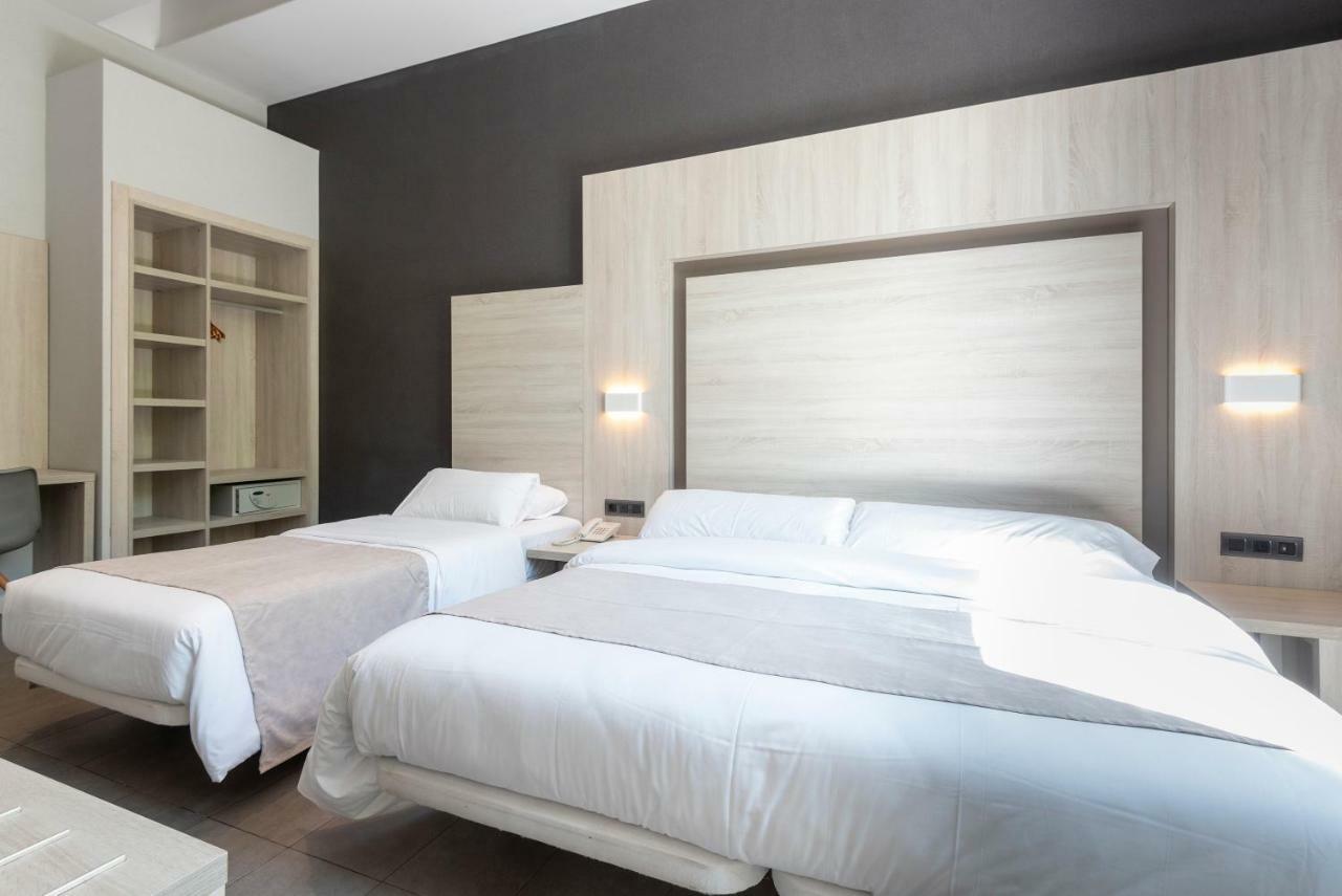 Plaza Goya Guest house 2*