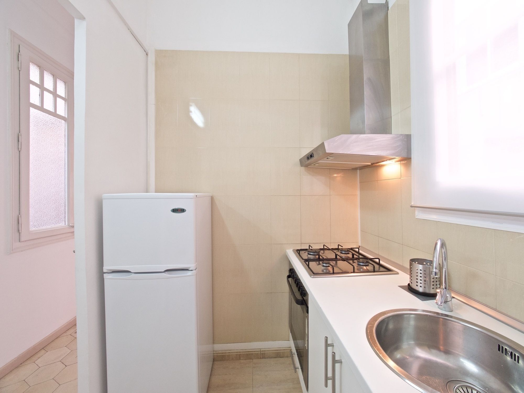 Suites4days Gaudi Eixample Apartamento *