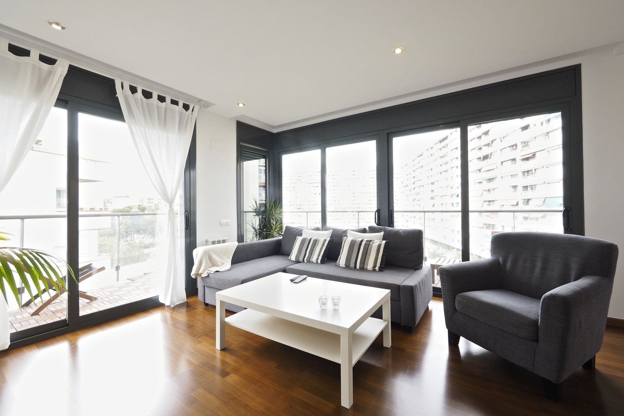 Vacasa - Exclusive Les Corts Apartment *