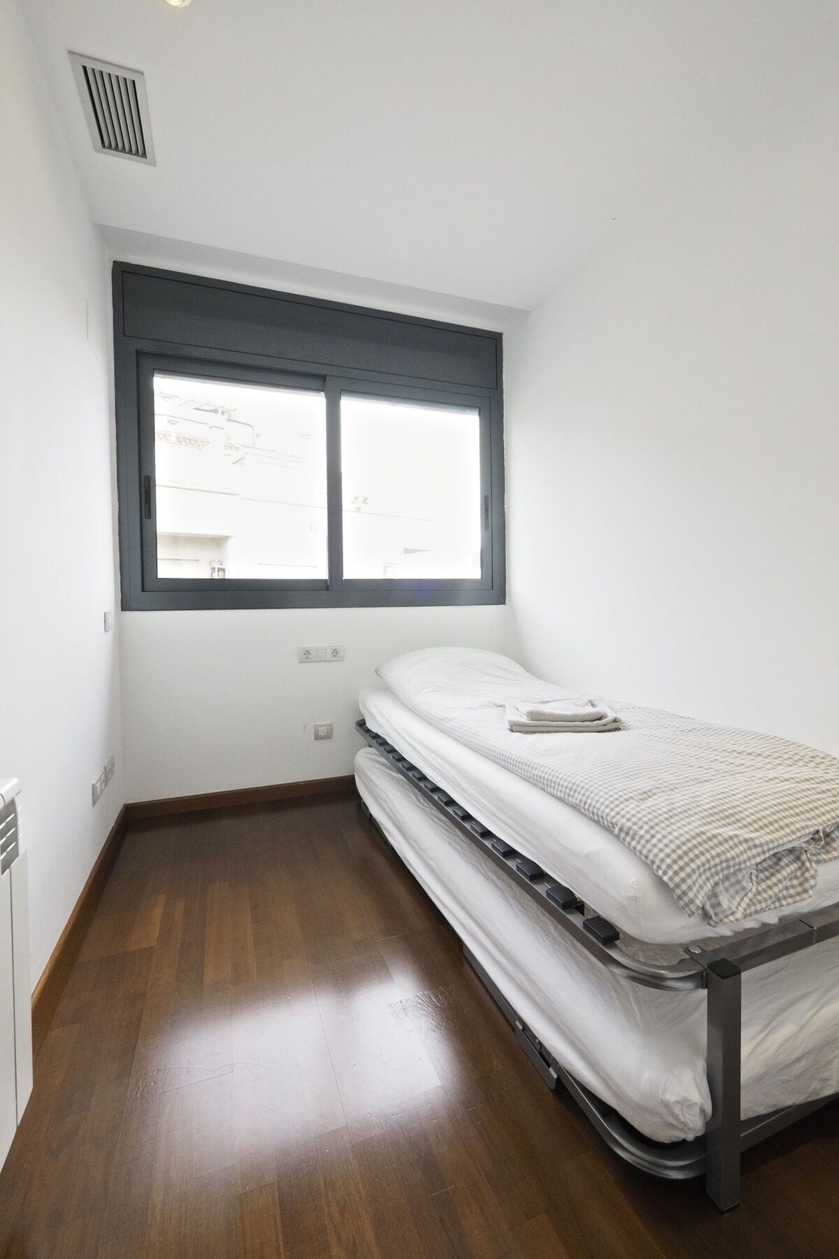 Vacasa - Exclusive Les Corts Apartment *