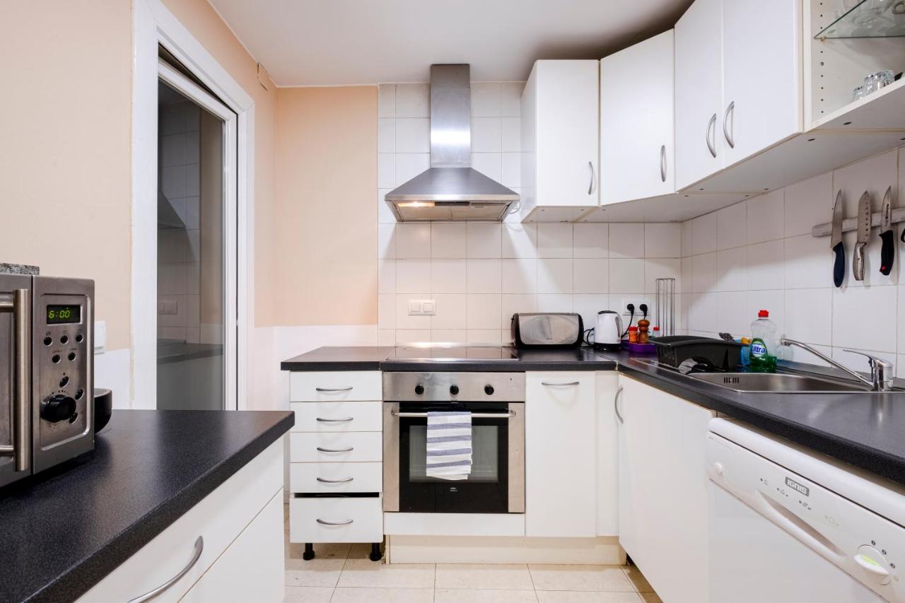 Apartamento Three Bedroom In Sants Barcelona