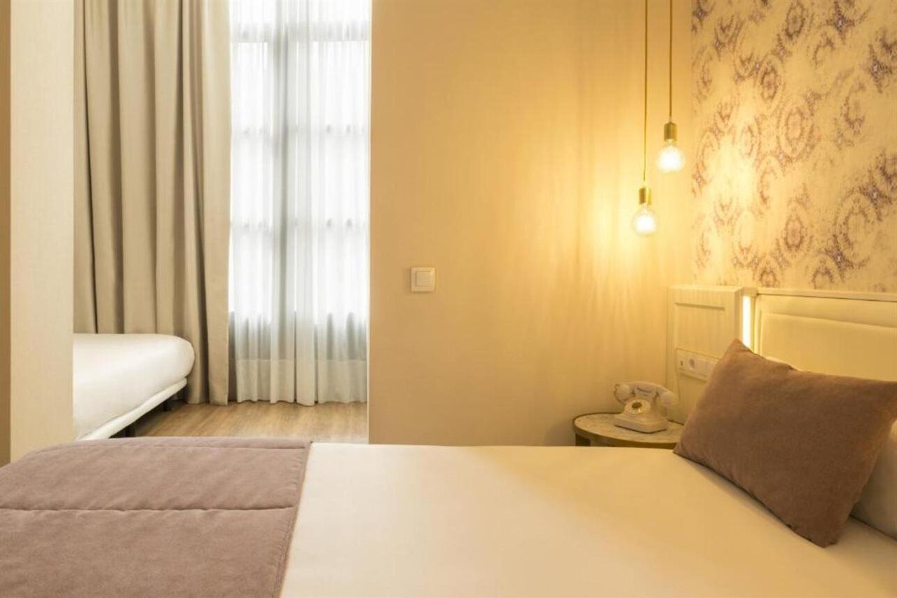 Icon Bcn 4*