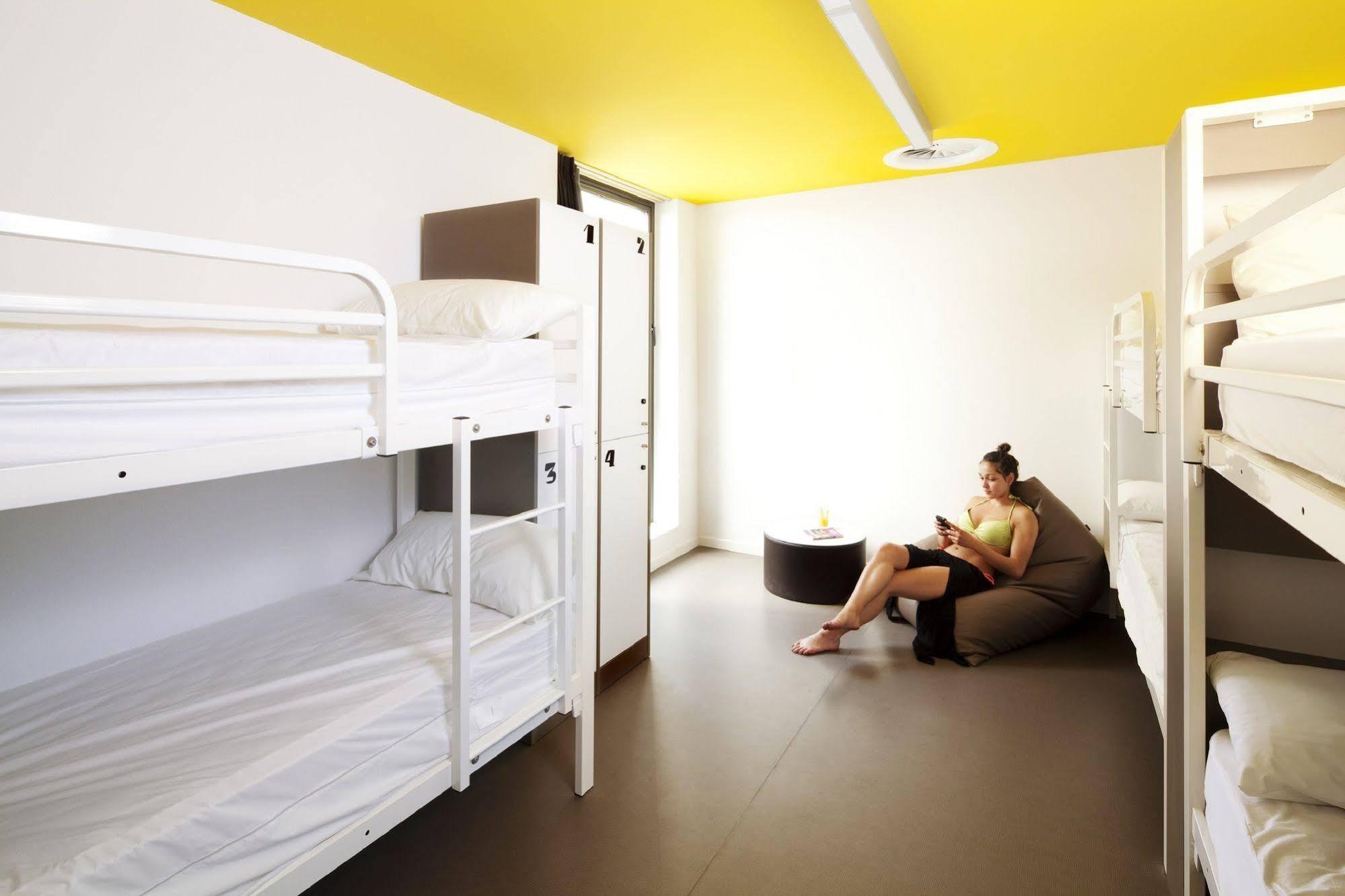 Hostal Amistat *