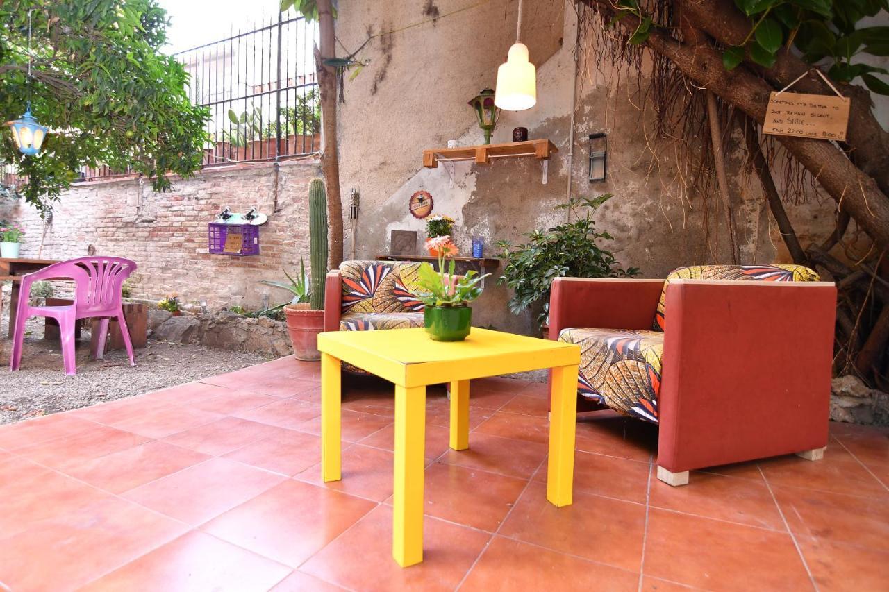 Habitación en casa particular Green Door Gracia *