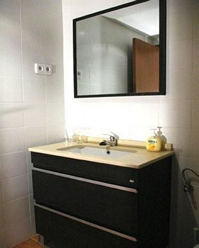 Ainb Raval Hospital Apartamento