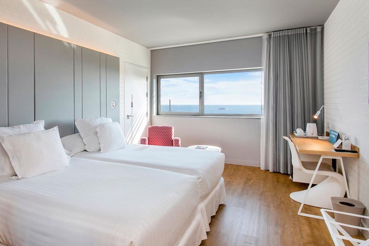 Occidental Atenea Mar 4* Barcelona