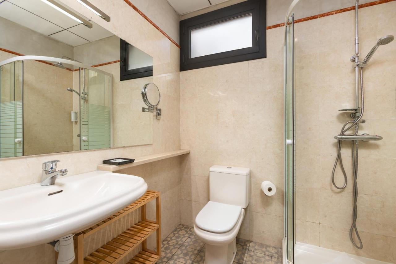 Dv Apartahotel *