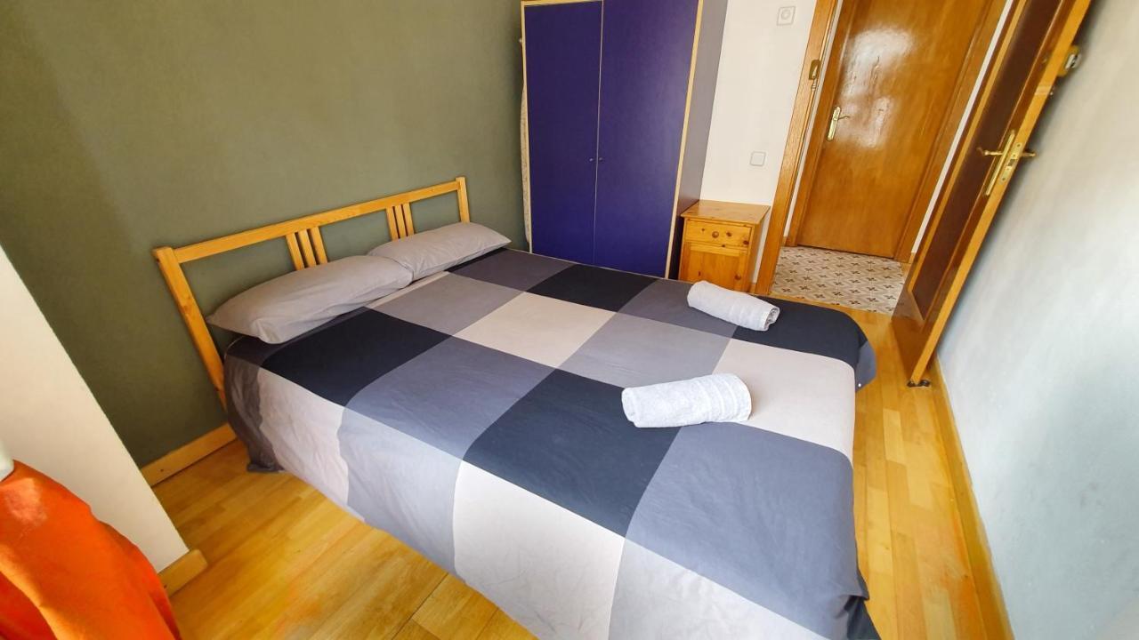 Apartment 6 Pax Duplex Penthouse Las Ramblas Barcelona