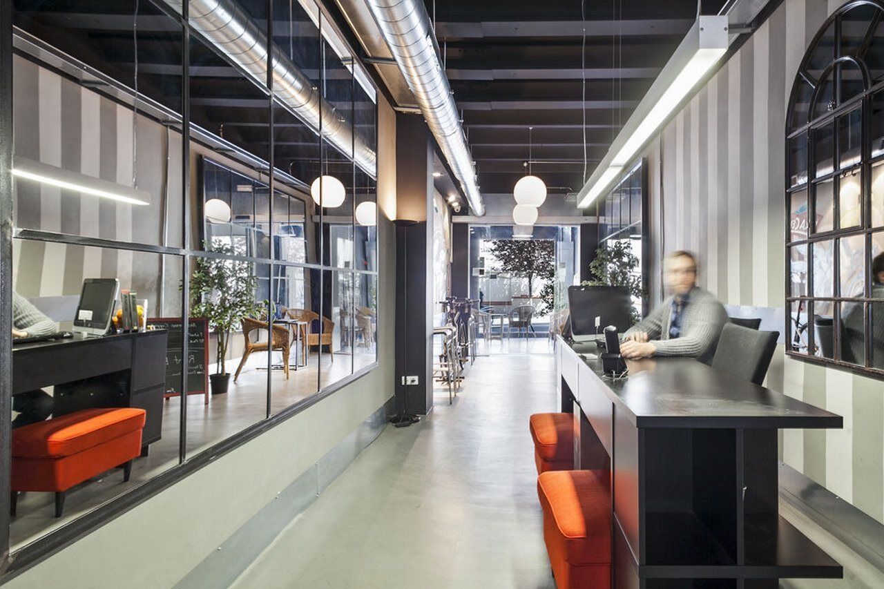 Hotel Dingdong Fira Barcelona