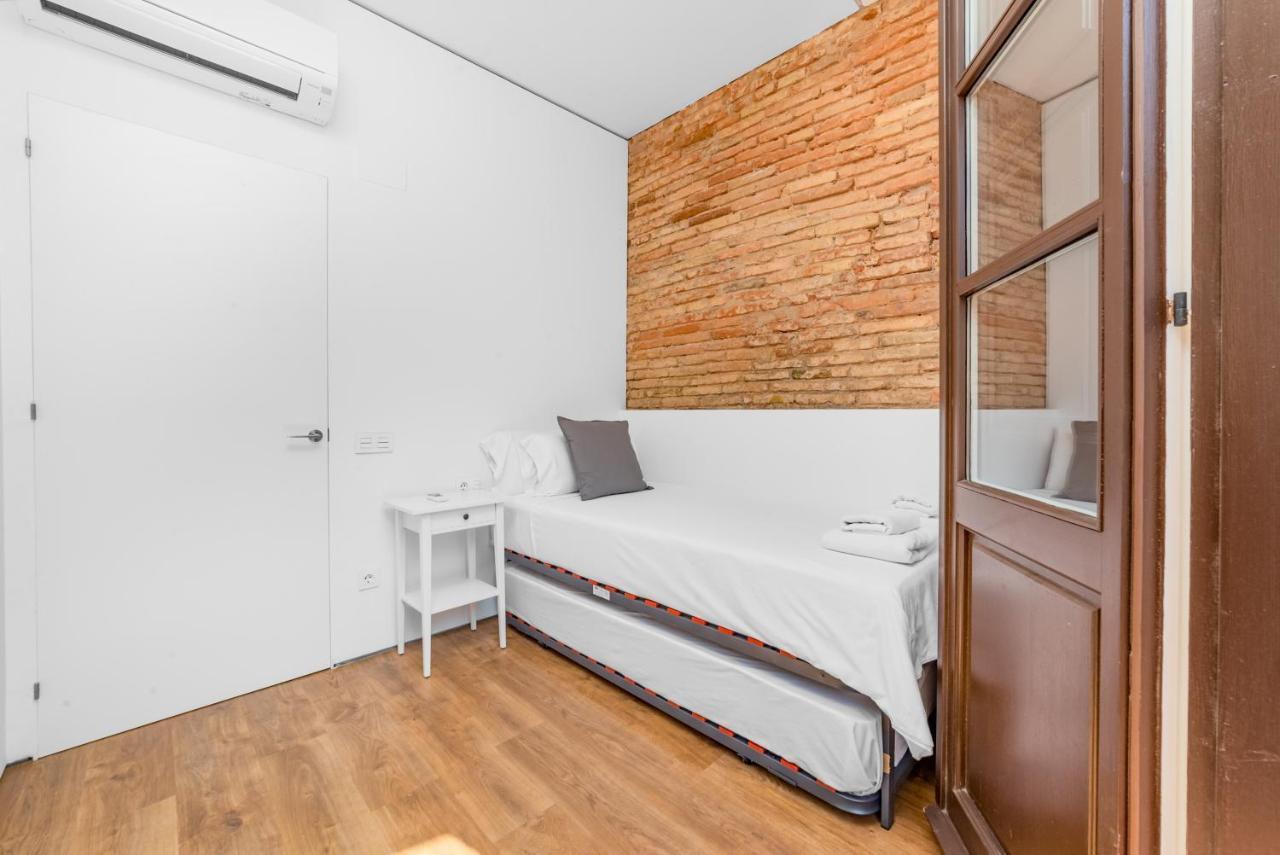 Apartamento Lodging Modern In Downtown With Lovely Balcony Barcelona