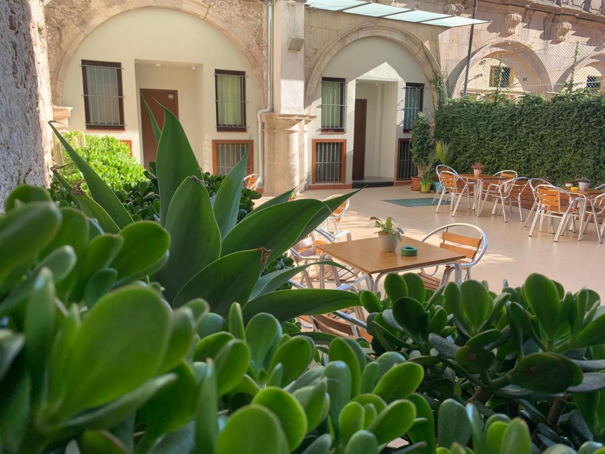 Guest house Hostal La Terrassa *