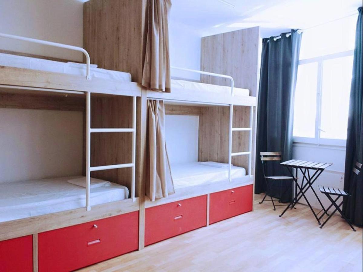 Break N Bed Hostal Barcelona