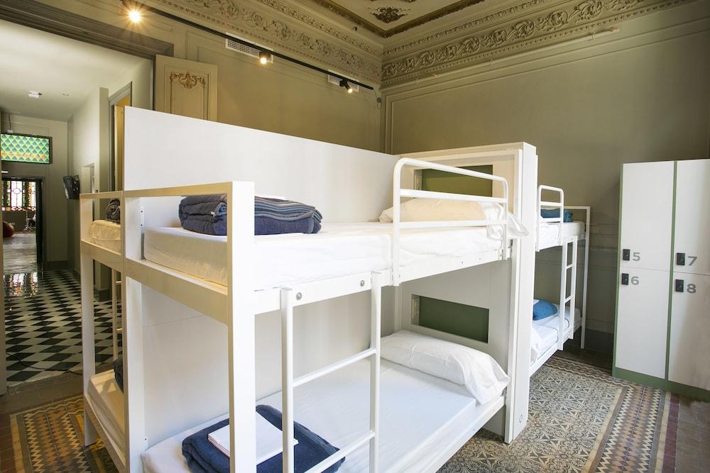 Sant Jordi Rock Palace Hostel Barcelona