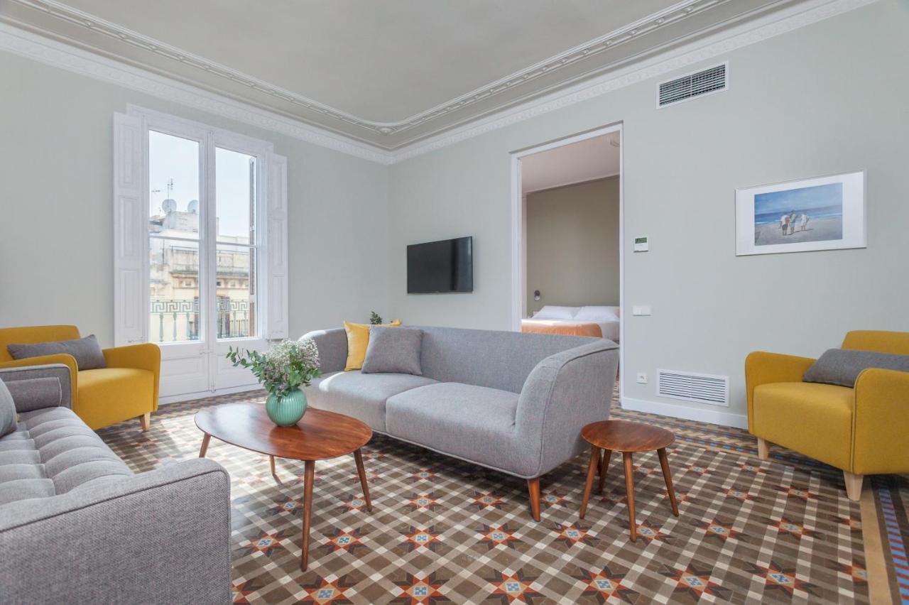 6 En Modernista En El Corazon De * Barcelona