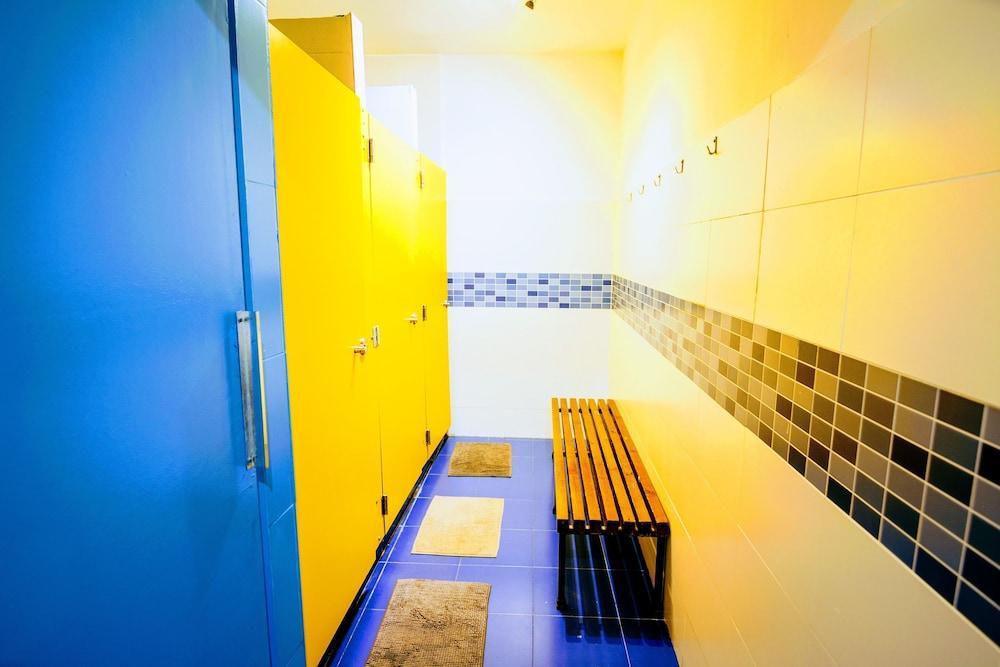 Hostel Onefam Les Corts *