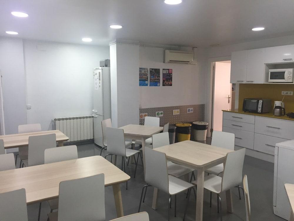 Hostal Alberguinn Barcelona