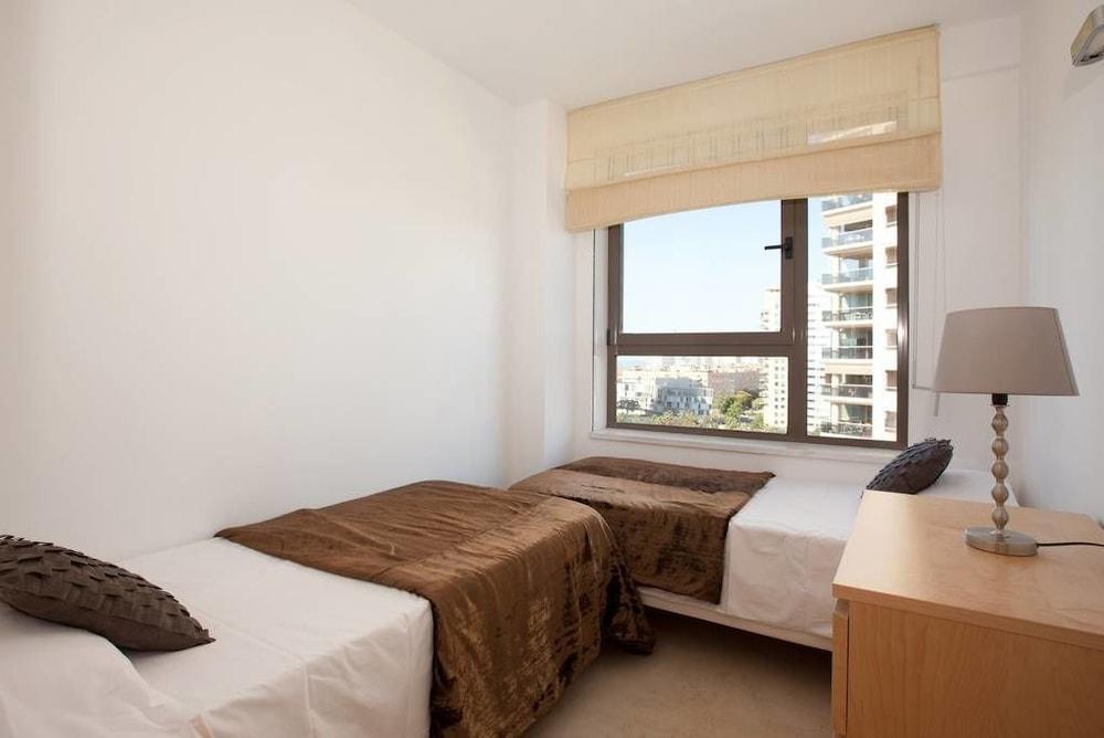 Akira Flats Diagonal Mar Barcelona