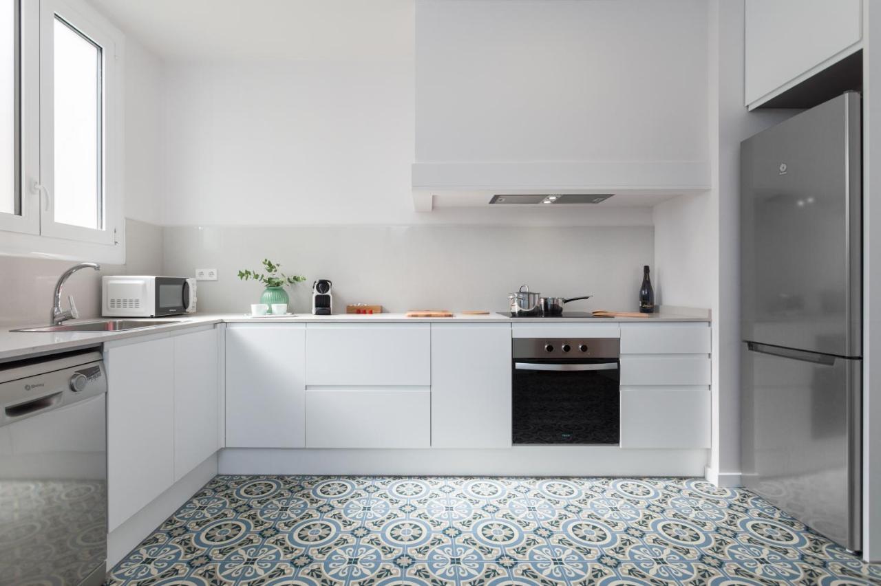 6 En Modernista En El Corazon De * Barcelona