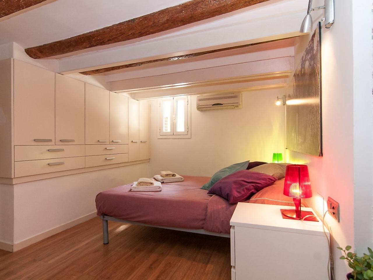 Bogatell Beach Stylish Loft