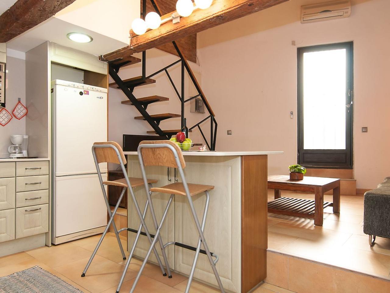 Bogatell Beach Stylish Loft 3*