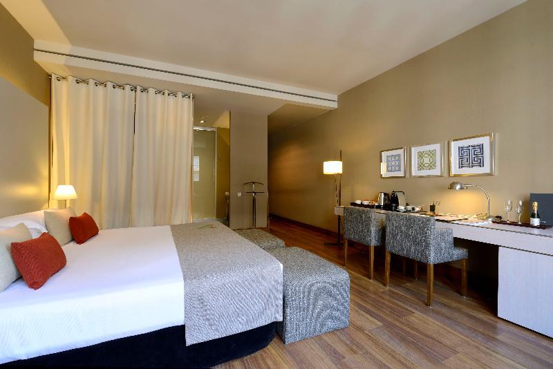 Hotel Grand Central, Small Luxury