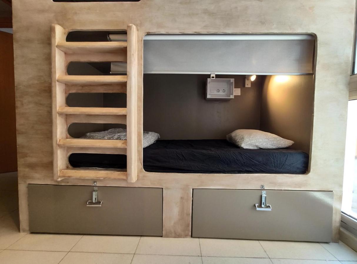 Hostel Onefam Sants