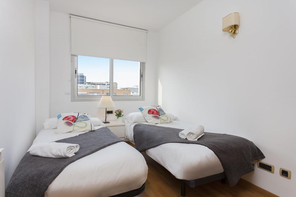 1321 - Olympic Village Barcelona
