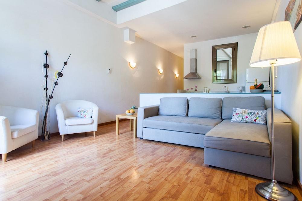Citytrip Barceloneta Beach 3*