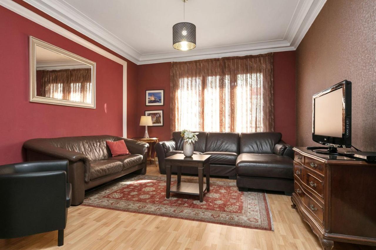 Fisa Gran Via Apartment *
