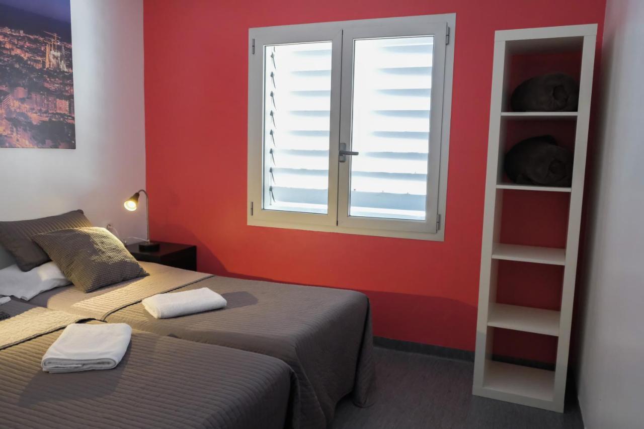 Hellobcn Youth Hostal