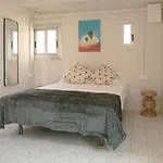 Ideal Ramblas Apartments