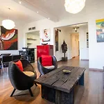 41Ari1045- Fantastic And Super Spacious 3Bed Apartment In The Center