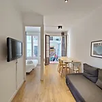Cozy Apartment In Gracia