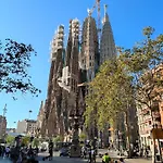 Sagrada Familia Apartment 265