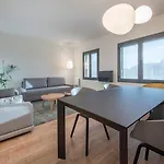 Central One Bedroom Apartment You Stylish Apartments