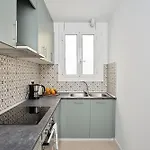 Key Barcelona HOUSING (Carrer Girona)