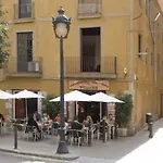 Pillow Apartments