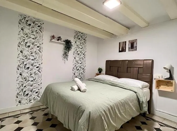 Sleep In Gothic Bcn