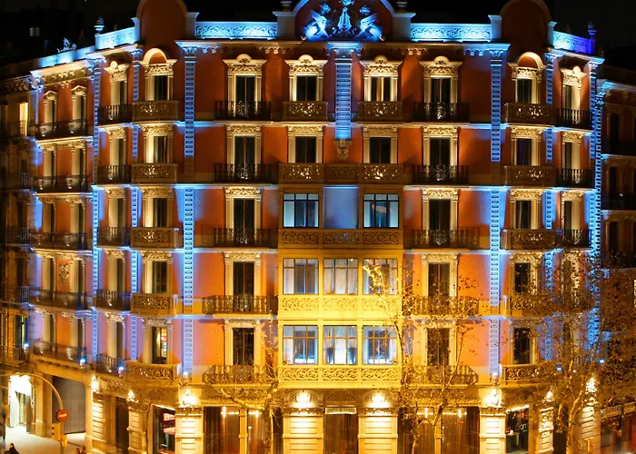 Cram Hotel