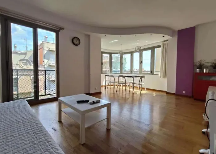 Sagrada Familia Apartment 265