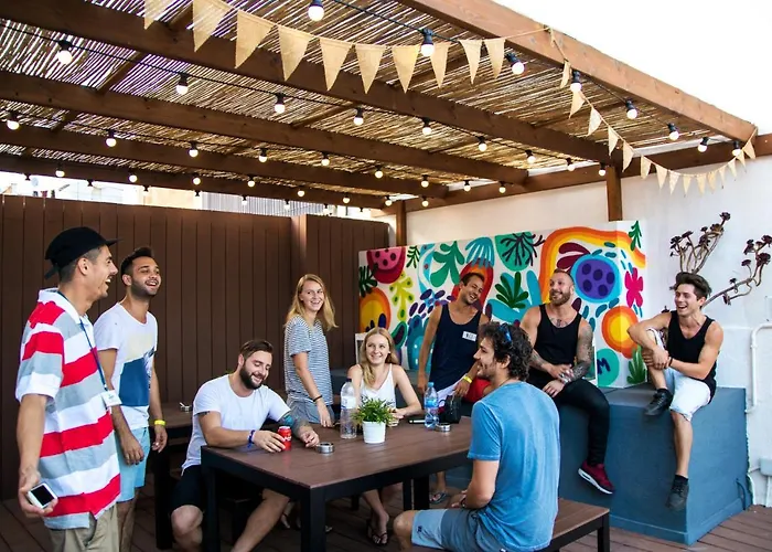 Sant Jordi Hostels Gracia