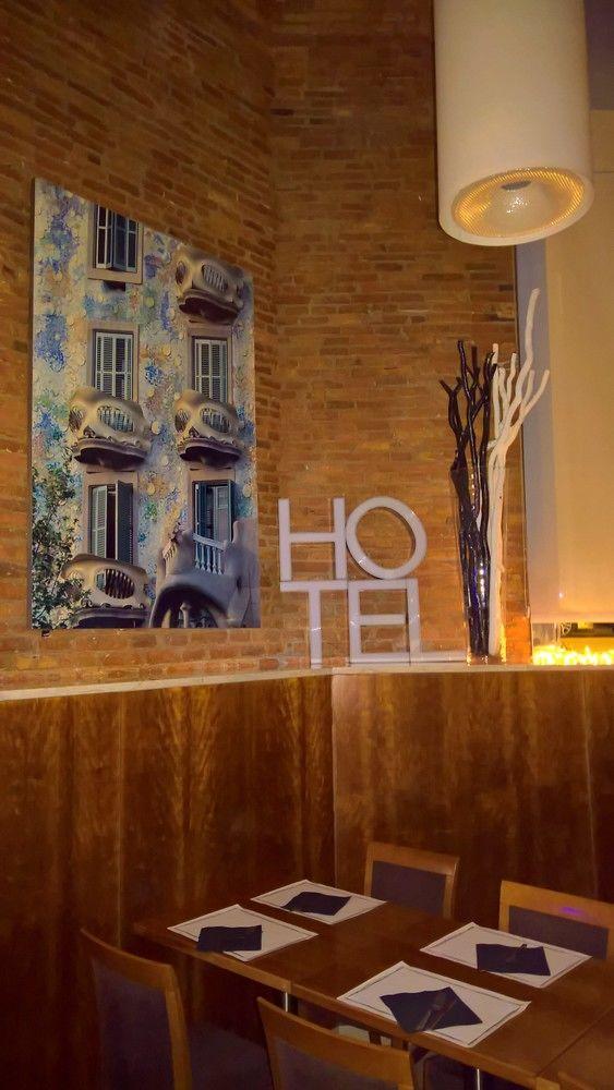 Hotel Aranea 3*