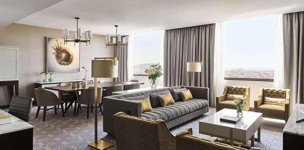 Hotel Fairmont Rey Juan Carlos I 5*