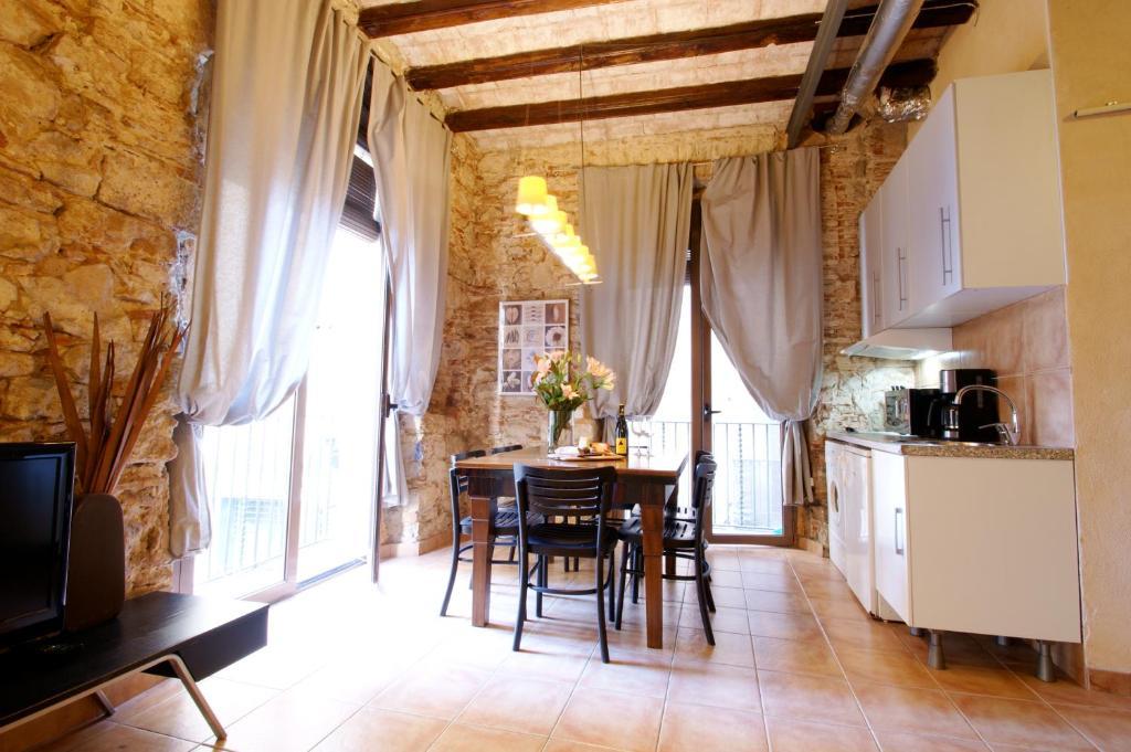 Deco Barcelona-born Apt. Apartamento